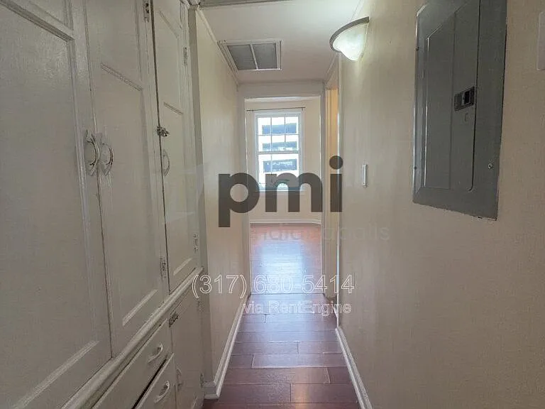 Indy Downtown Colonial Apartments — Photo 30