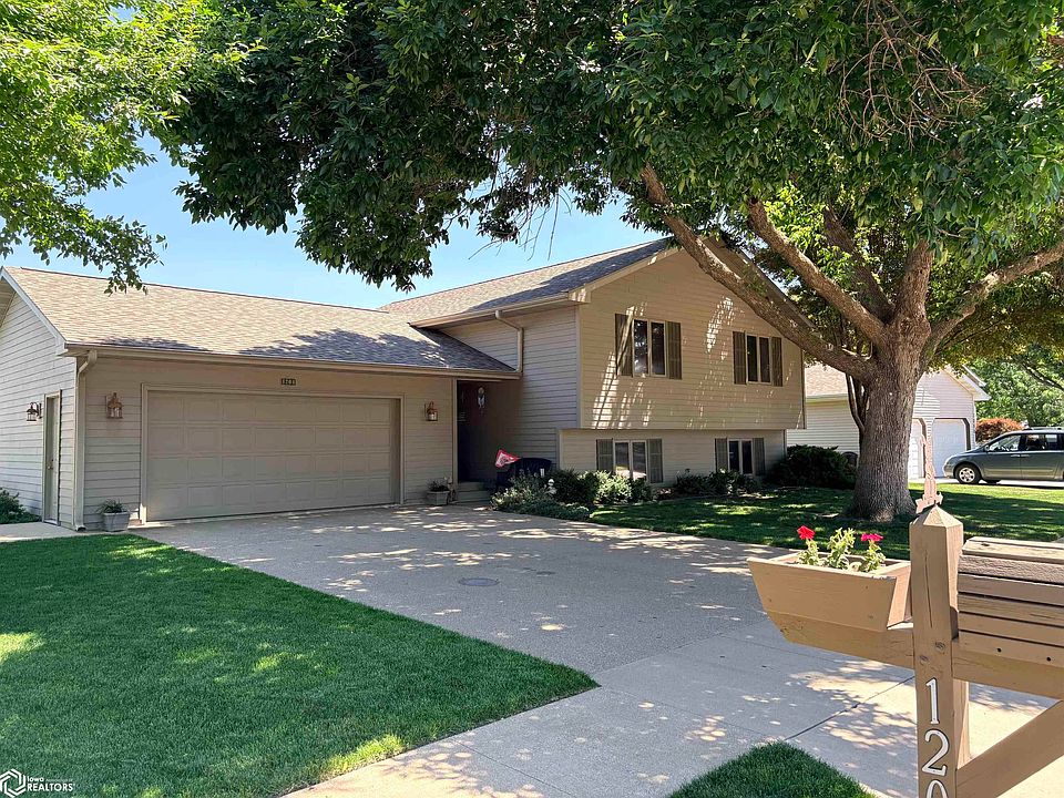 1st image of 1204 Navajo St