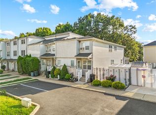 177 Lorraine Loop, Staten Island, NY 10309