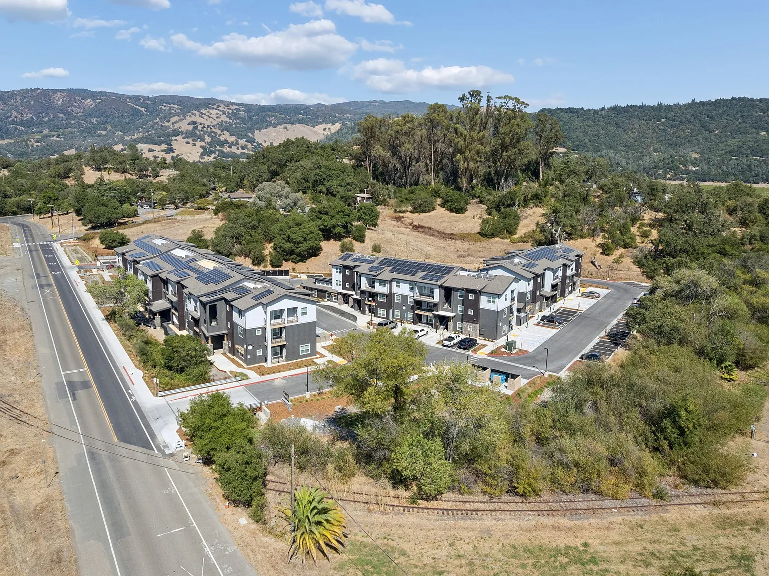 Alexander Valley Apartments - USDA Farm Labor Housing — Photo 4