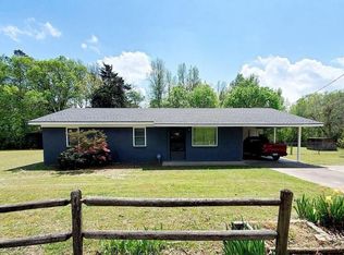 304 Ridge Ave, Mena, AR 71953