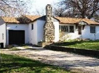 7238 Parkview Ave, Kansas City, KS 66109