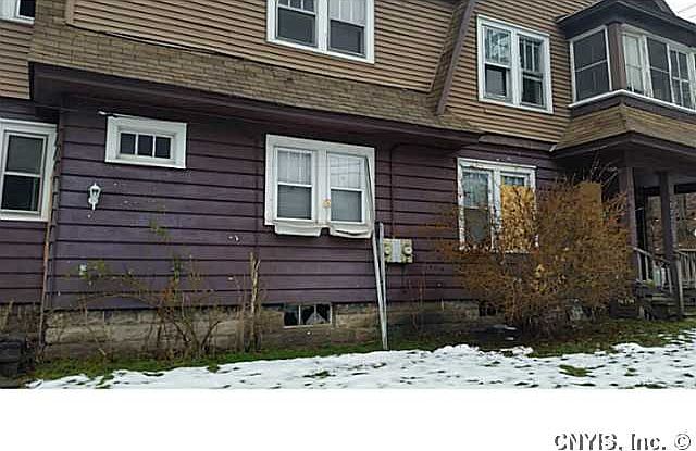 2nd image of 1222-24 Hawley Ave