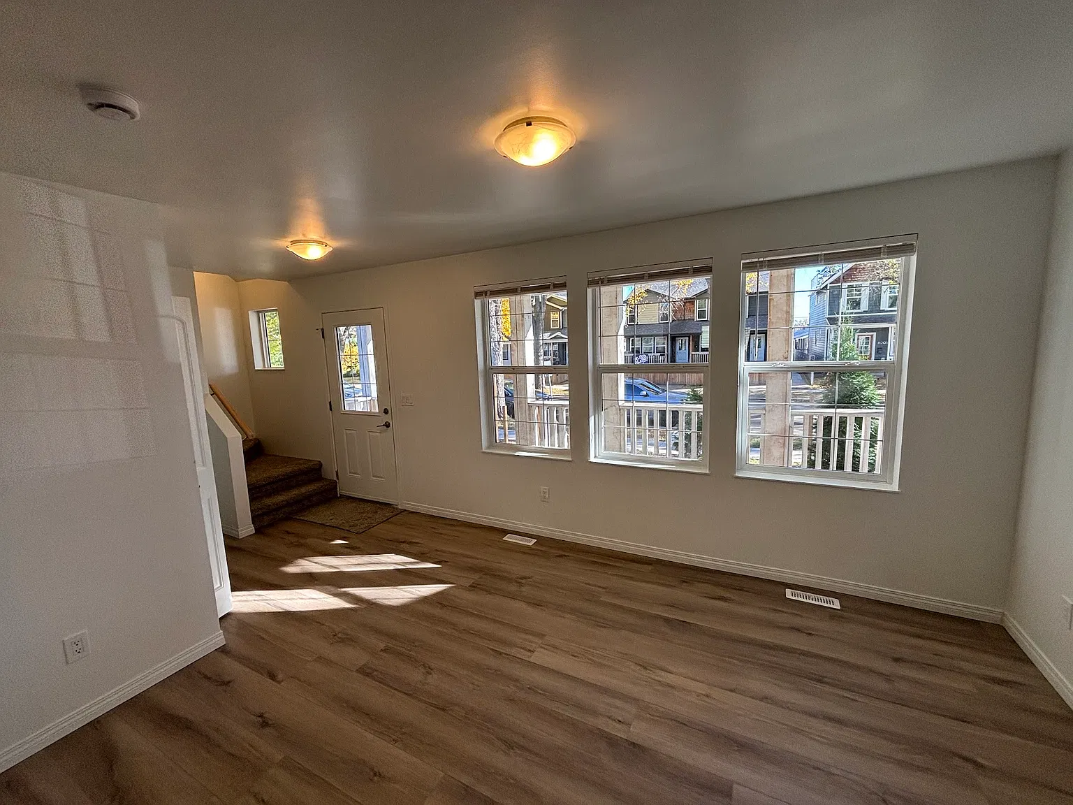 Highlands - 11208 51 ST NW Main — Photo 3