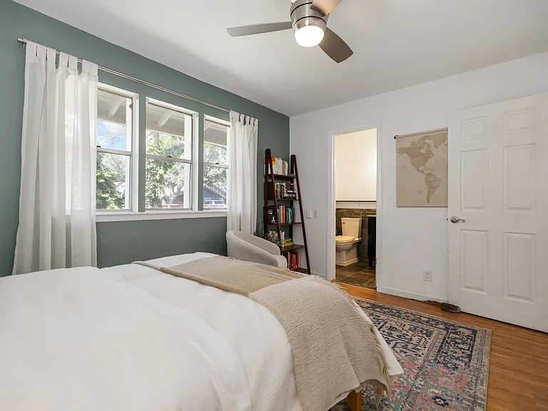 5126 Meadow Creek Dr — Photo 18