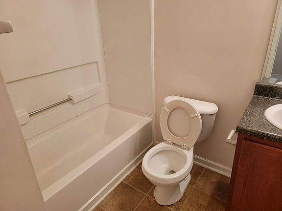 3rd image of 7321 Bridlewood Ct