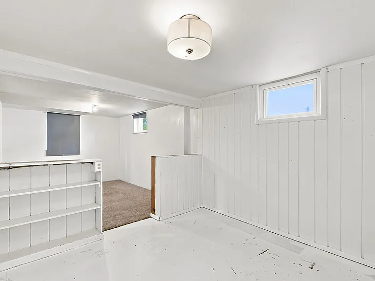 1811 S Irving St — Photo 18