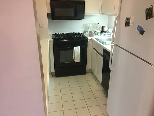 Rented by New York City Apartments | media 6