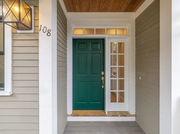 108 Johnson Woods Dr #108, Reading, MA 01867