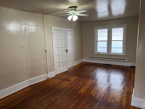 3rd image of 654.5 Columbia Ave APT 1
