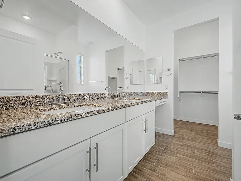 8232 E University Dr #113 — Photo 17