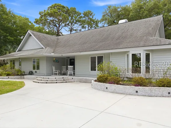 35 Outpost Ln, Hilton Head Island, SC 29928