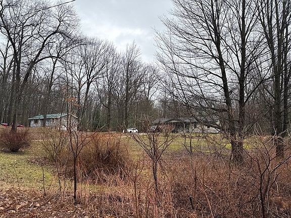 2nd image of 3060 Hazel Rd