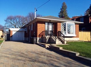 7 Khartoum Ave #8, Toronto, ON M1K 3Y1