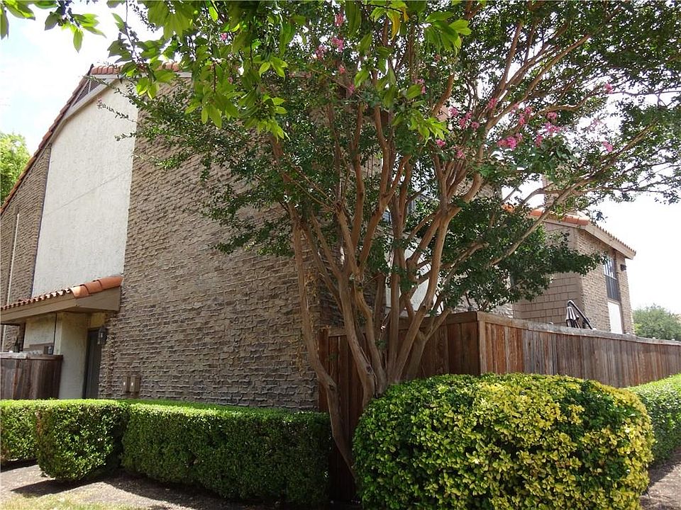 1st image of 333 Melrose Dr APT 29D