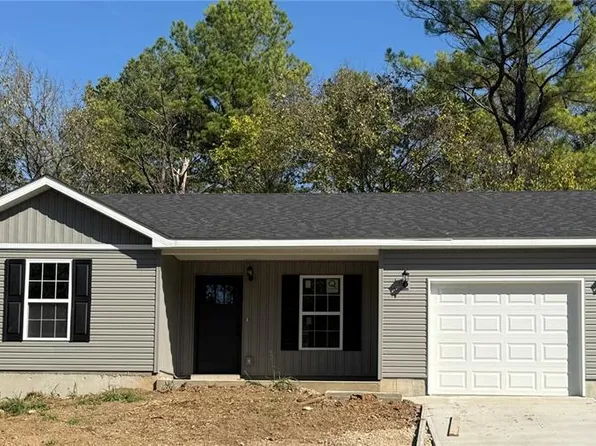 400 E Plattin St, De Soto, MO 63020