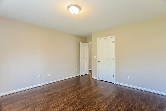 333 Quail Hollow Rd — Photo 6