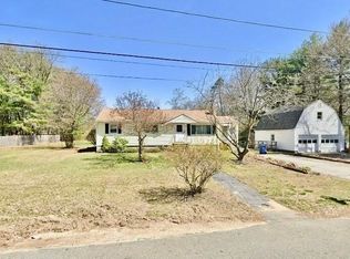 90 John St, Tewksbury, MA 01876