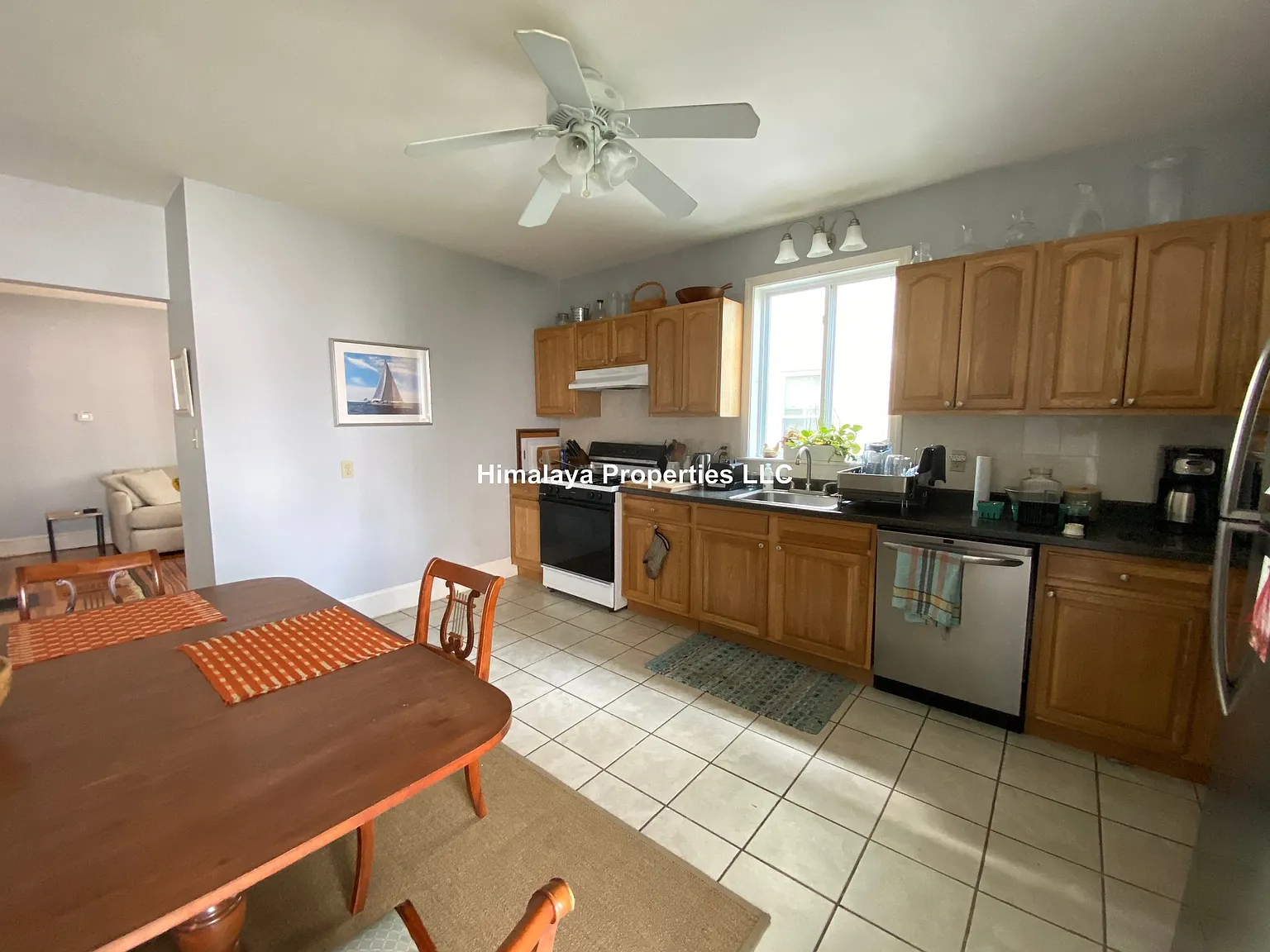 2 bed, $3,250 — Photo 2