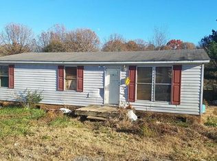 1135 Safeway Dr, Gastonia, NC 28056