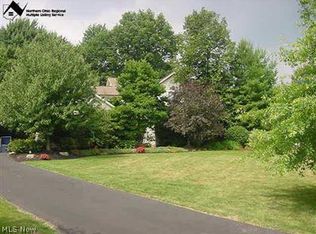 796 Hanover Rd, Gates Mills, OH 44040