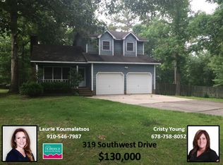 319 Southwest Dr, Jacksonville, NC 28540