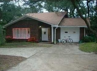702 Melanie Ln, Fort Walton Beach, FL 32547