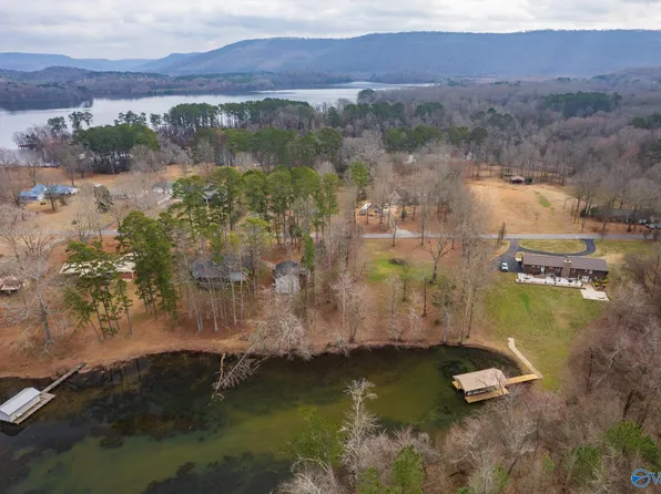 665 County Road 350, Hollywood, AL 35752