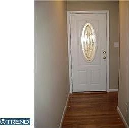 3rd image of 2803 W Oakland Dr