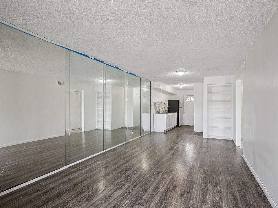 1st image of 707 S 2nd Street #707
