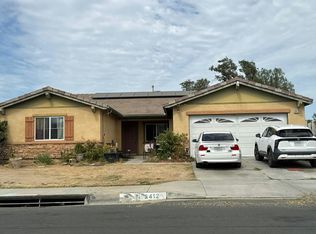 2412 Forest Grove Ln, Perris, CA 92571