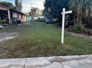 Liberia, Hollywood, FL 33020