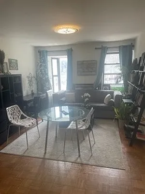 Rented by Lexington Properties LLC | media 10