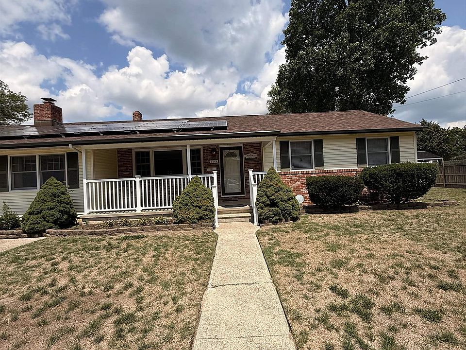 1st image of 504 Pierce Ave