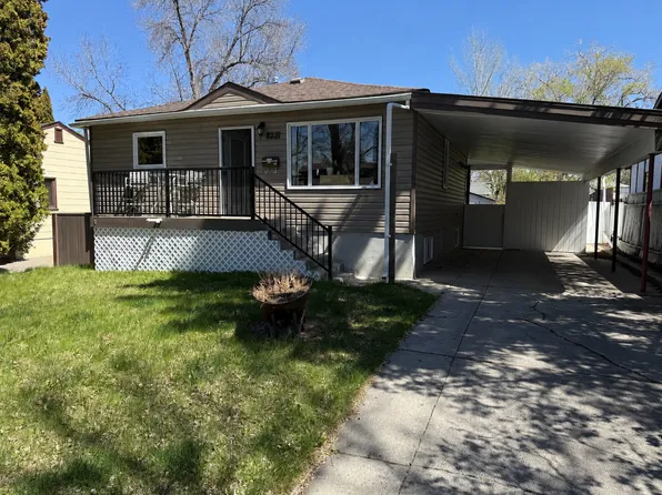823 20th St S, Lethbridge, AB T1J 3J6