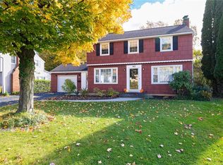 162 Eastgate Dr, Rochester, NY 14617