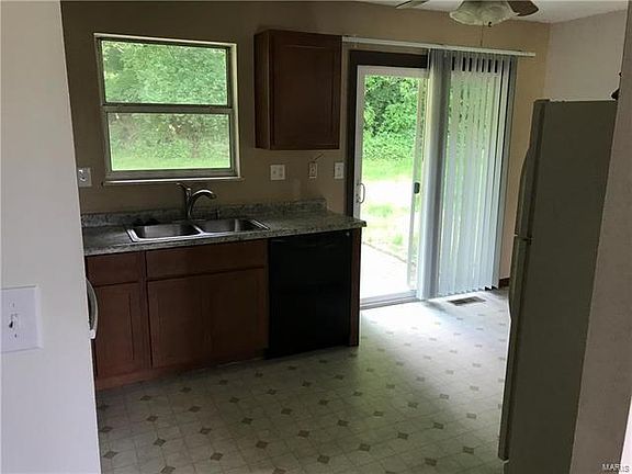 3rd image of 1770 Sparrow Point Ln