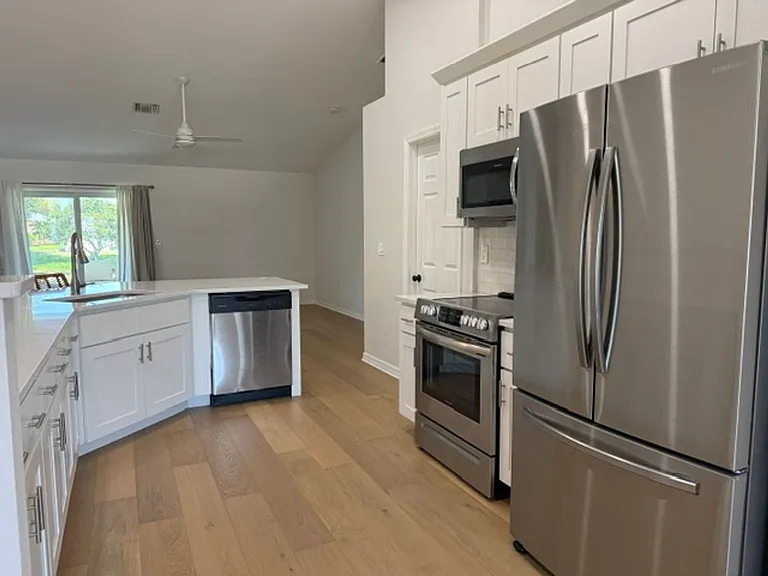 1954 Crane Creek Blvd — Photo 15