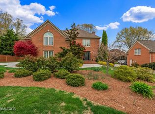 625 Sedgley Dr, Knoxville, TN 37922