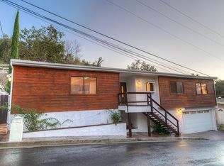 22412 Sentar Rd, Woodland Hills, CA 91364