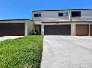 1014 Skyview Cir, Gillette, WY 82716