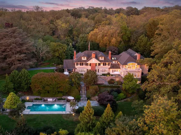 7506 Lhirondelle Club Rd, Towson, MD 21204