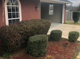 64 Mondy Rd, Grenada, MS 38901