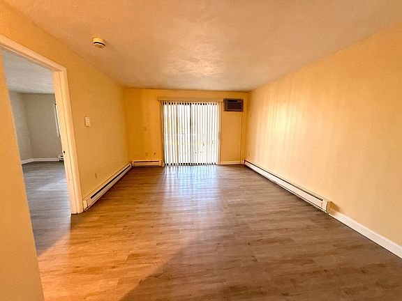 4th image of 915 Edgell Rd APT 61
