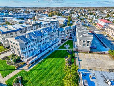 227 Beach Ave APT 702, Cape May, NJ, 08204