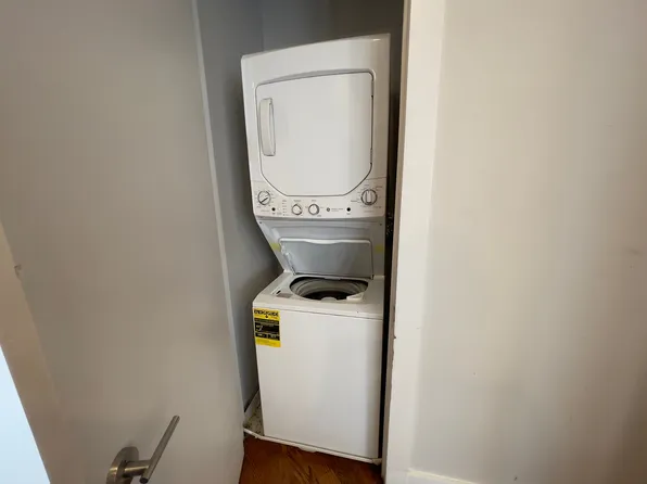 739 Garfield Avenue image 8 of 14