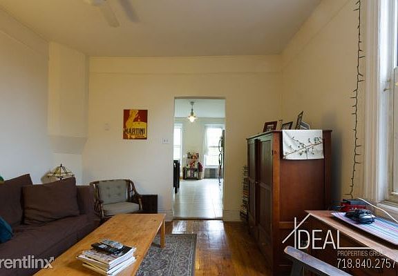 3rd image of 100 Underhill Ave