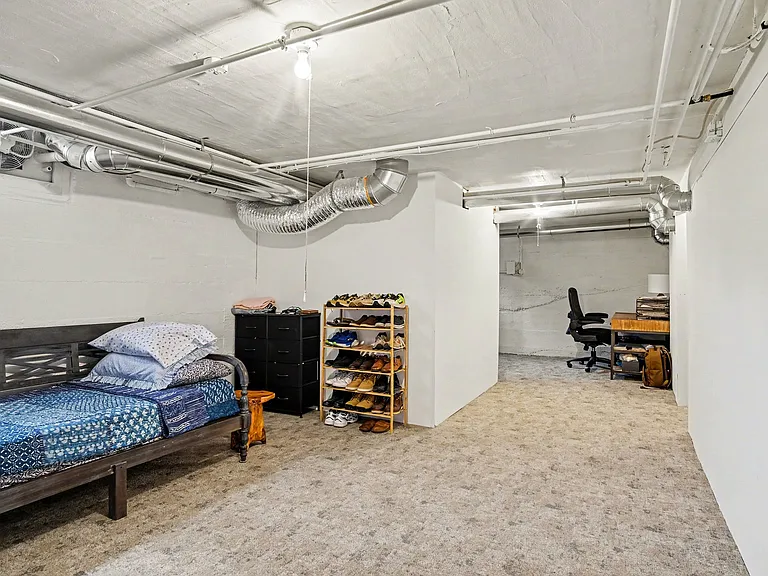 1154 E Chippewa Dr SE — Photo 16