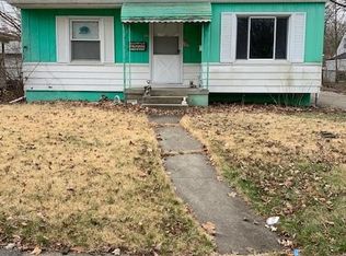 1701 Greenbrook Ln, Flint, MI 48507