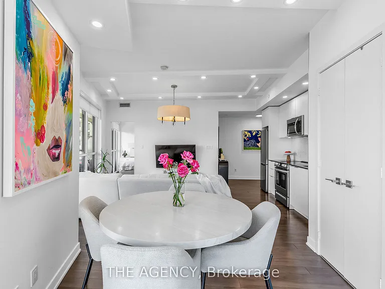30 Ordnance St #1811 — Photo 10